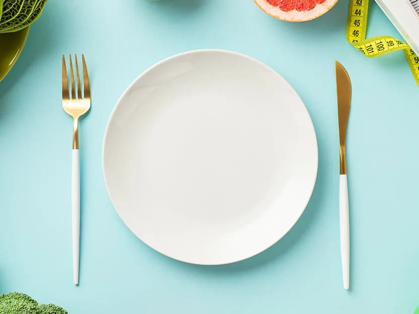 Trening na czczo czy po jedzeniu: co wybrać dla lepszych efektów?