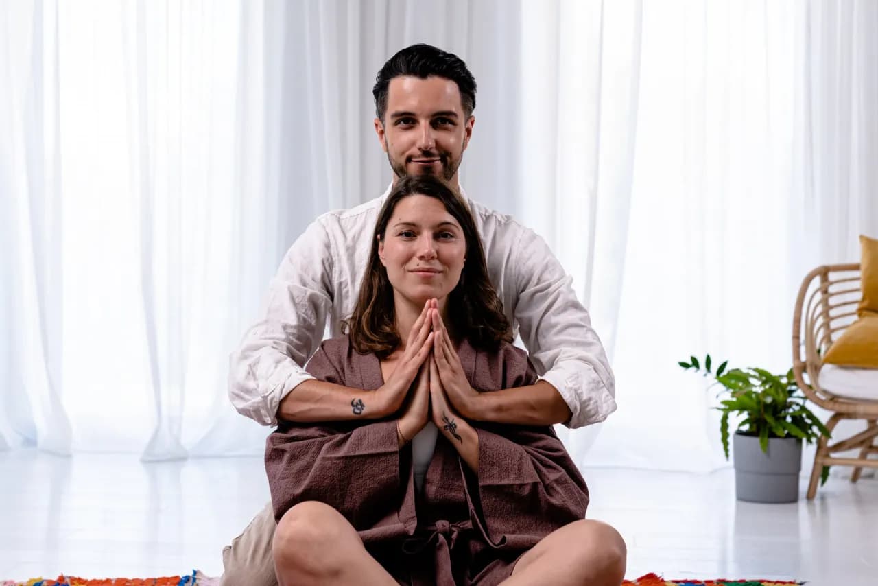 Tantra joga co to jest – odkryj jej prawdziwe znaczenie i praktyki